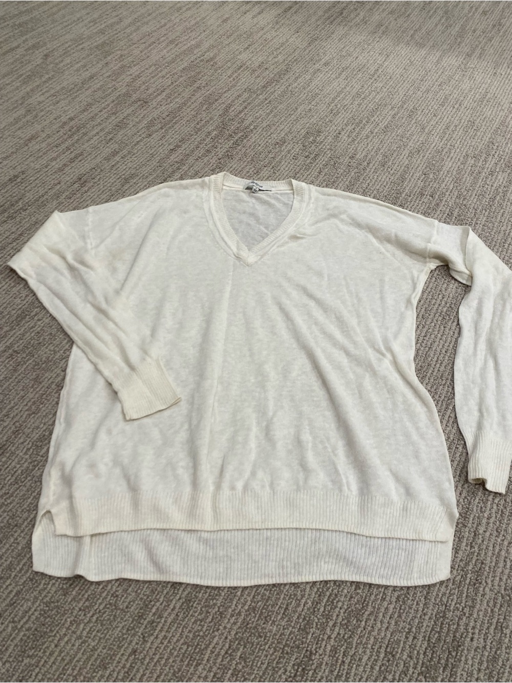 Madewell Off-White V-Neck Lightweight linen sweater